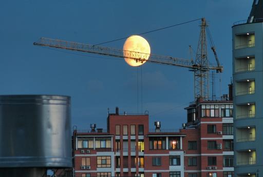 Moon in Moscow